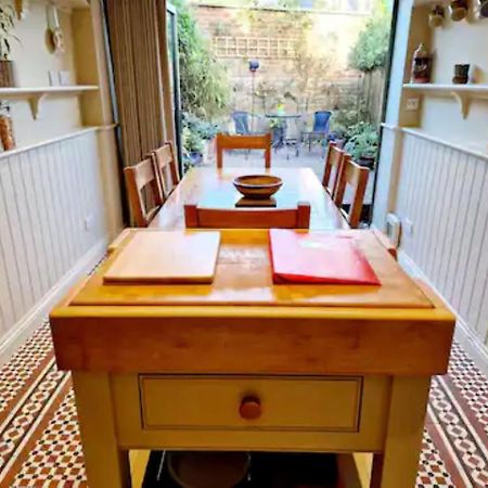Jackdaw Cottage-Beautiful Cottage, Town Centre Wimborne Minster Ngoại thất bức ảnh