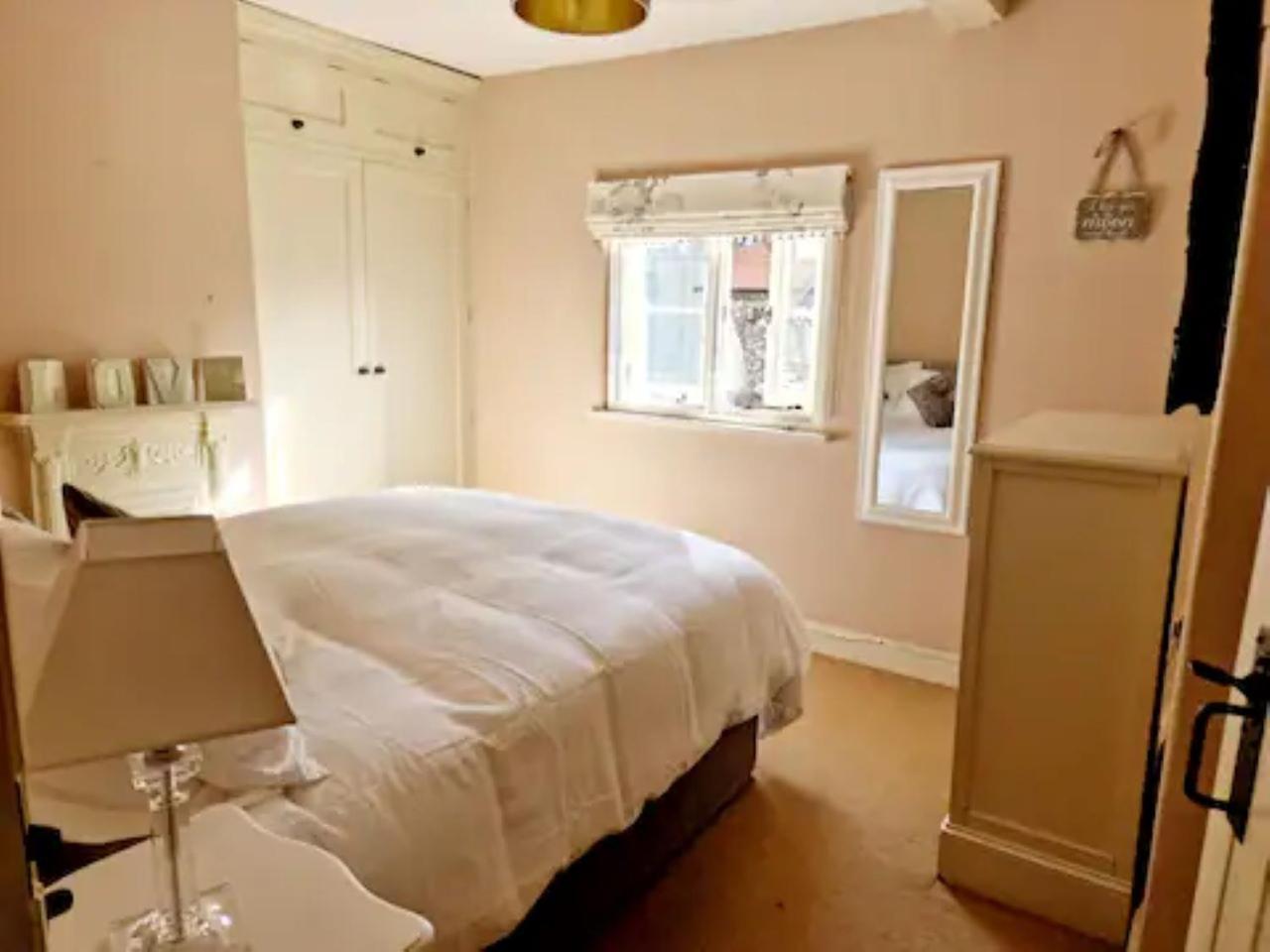Jackdaw Cottage-Beautiful Cottage, Town Centre Wimborne Minster Ngoại thất bức ảnh